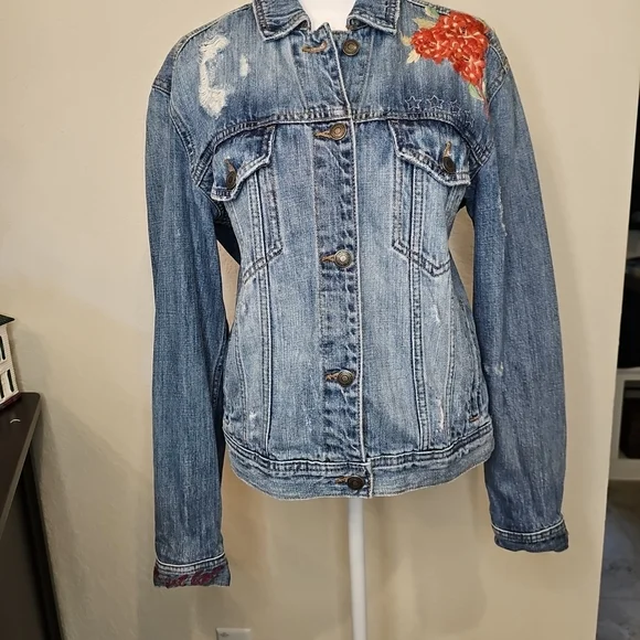Classic Denim Jacket with Red Floral Detail - Picture 1 of 12